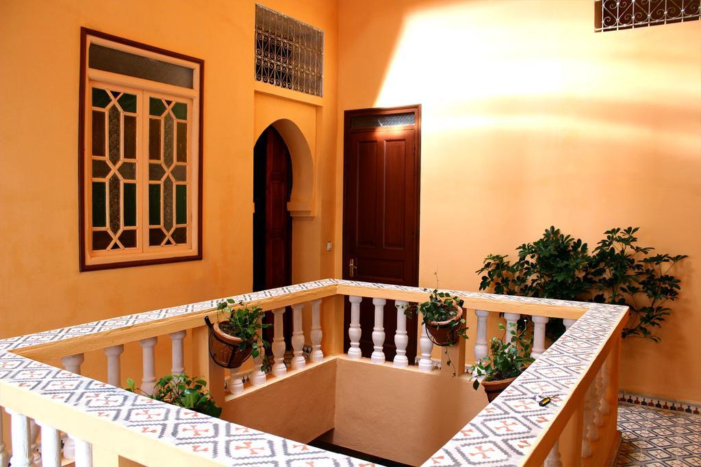 Riad לאראש מראה חיצוני תמונה