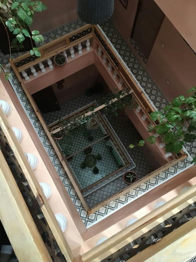 Riad לאראש מראה חיצוני תמונה
